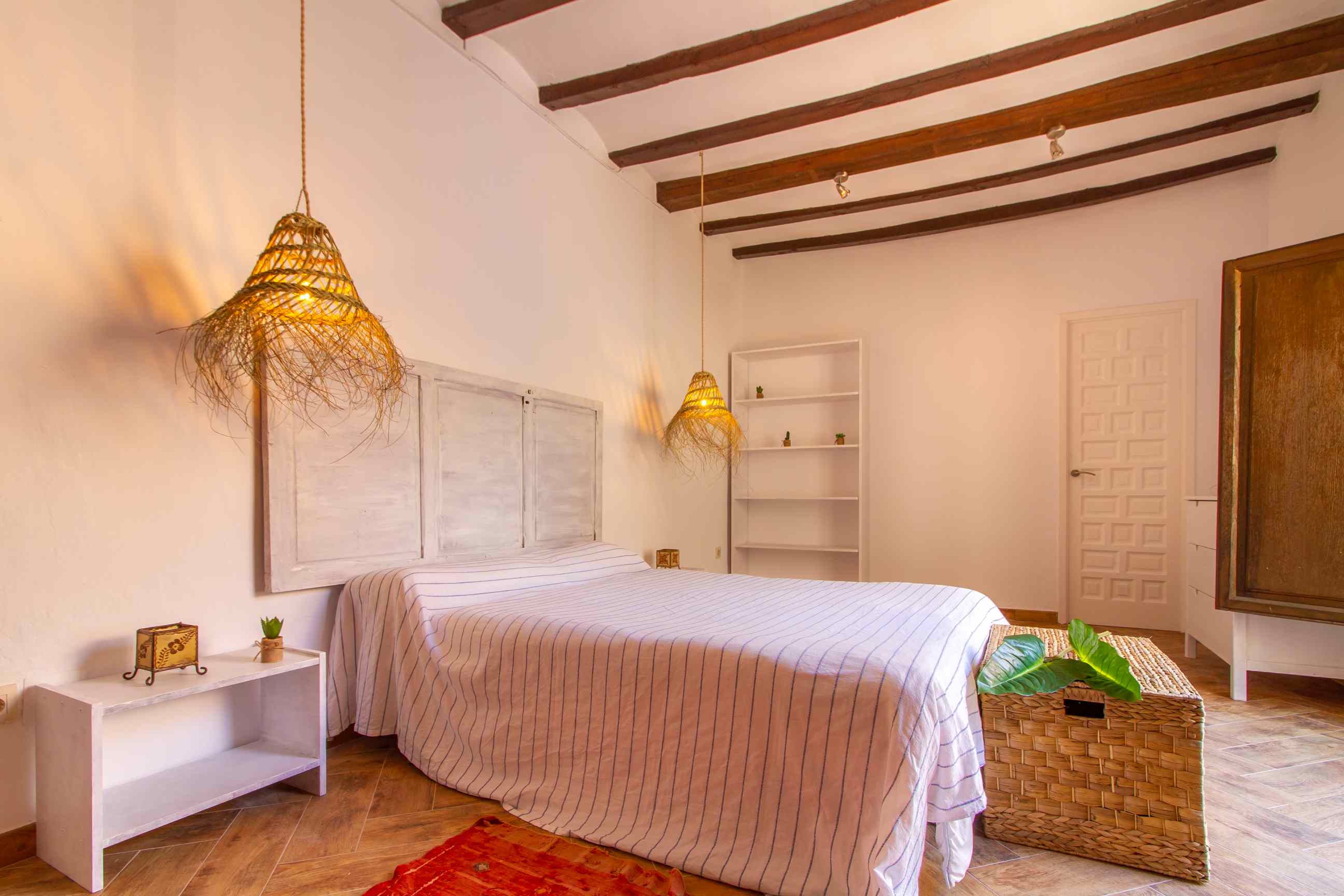 Charming House in the Old Town of Polop: Discover its History and Charm
