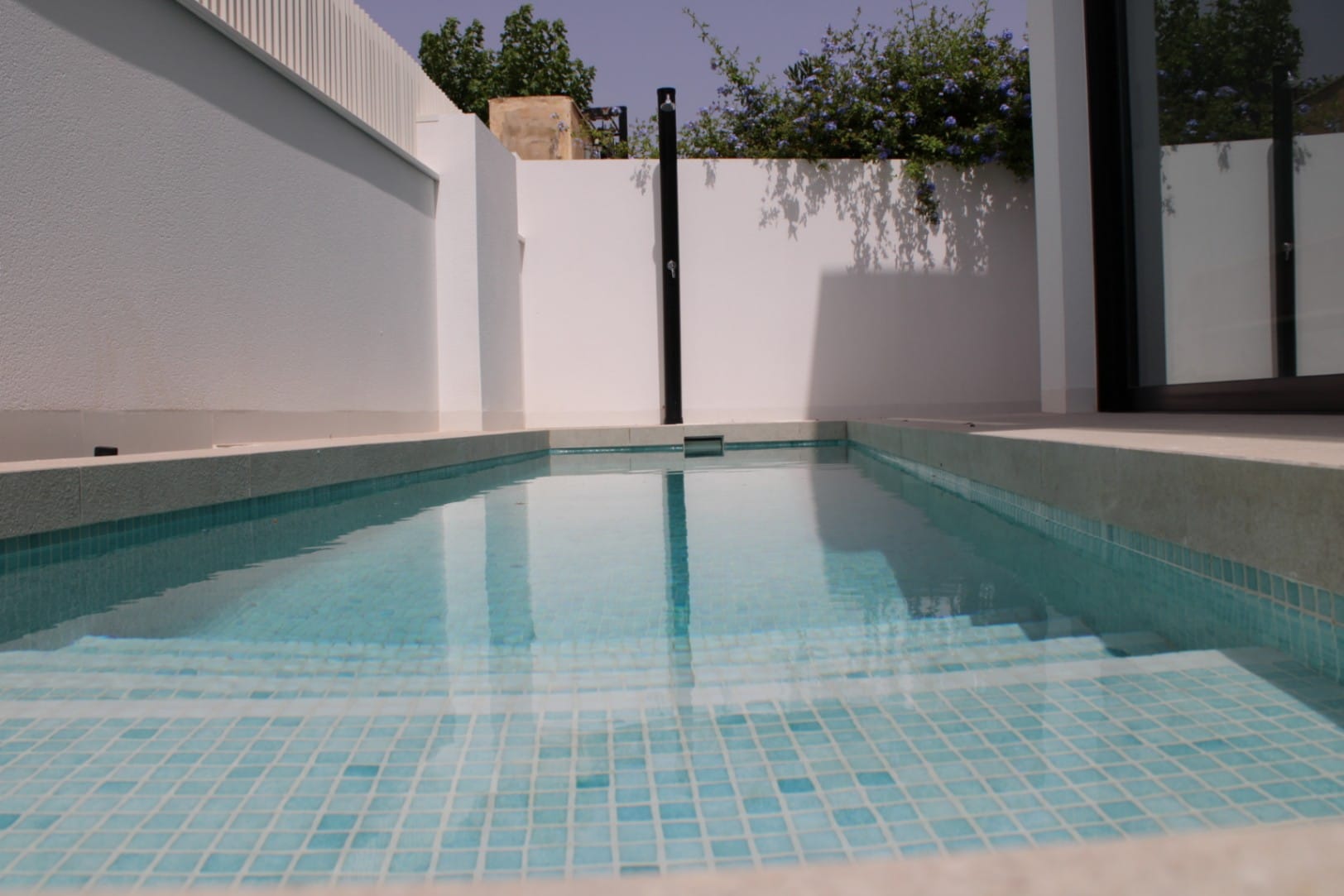 Key-Ready Independent Villa with swimming pool, terrace and solarium – Torre de la Horadada