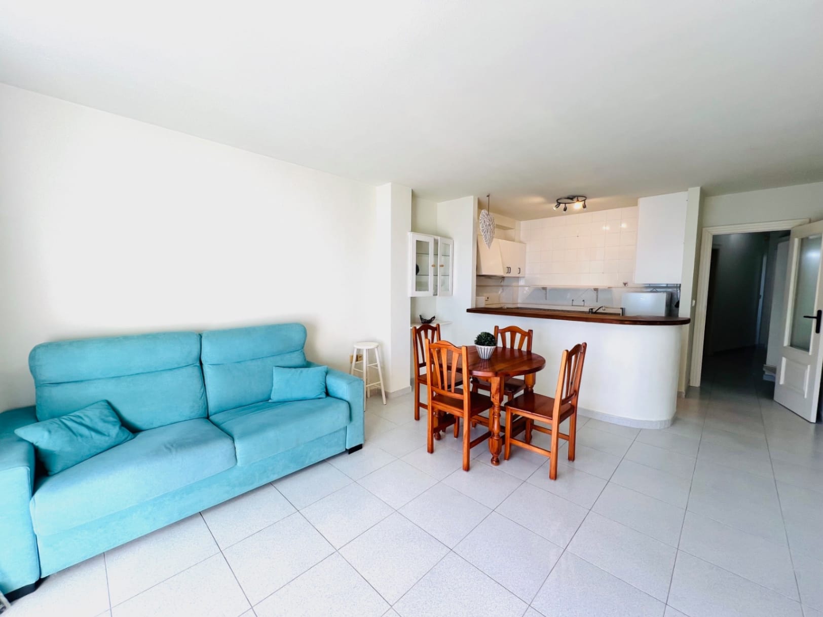 A great little apartment on the beachfront