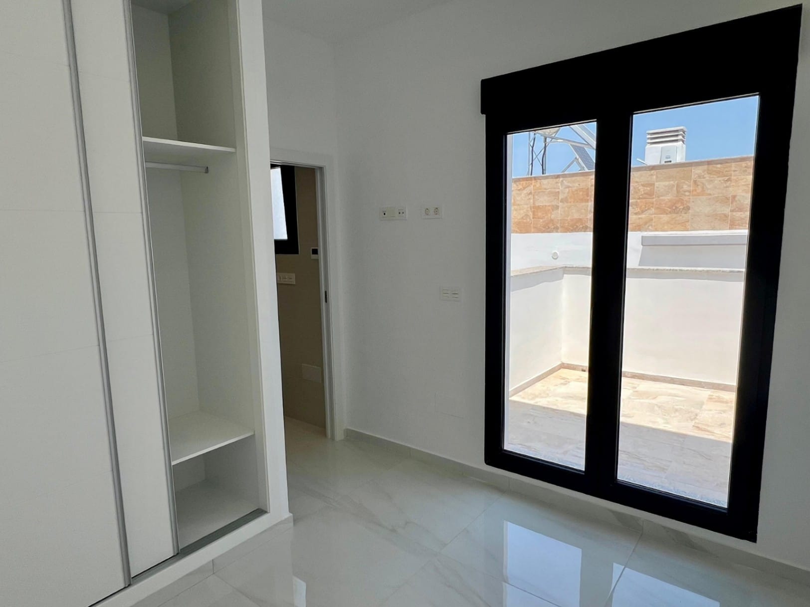 Semi-detached villa with private pool, terrace and solarium, 3 bedrooms, 3 bathrooms in Polop-LAST PROPERTY AVAILABLE, READY TO MOVE IN!!!