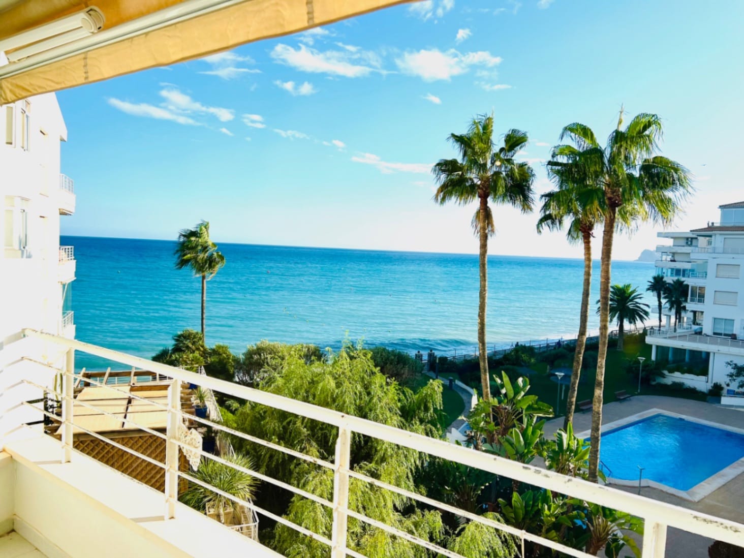 A great little apartment on the beachfront