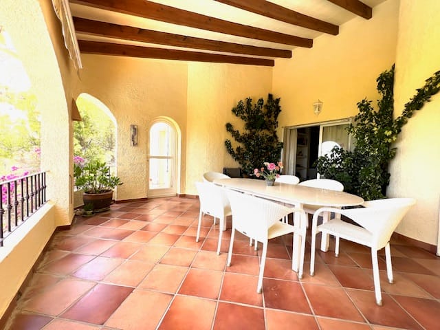 Beautiful villa in the Golf de Altea