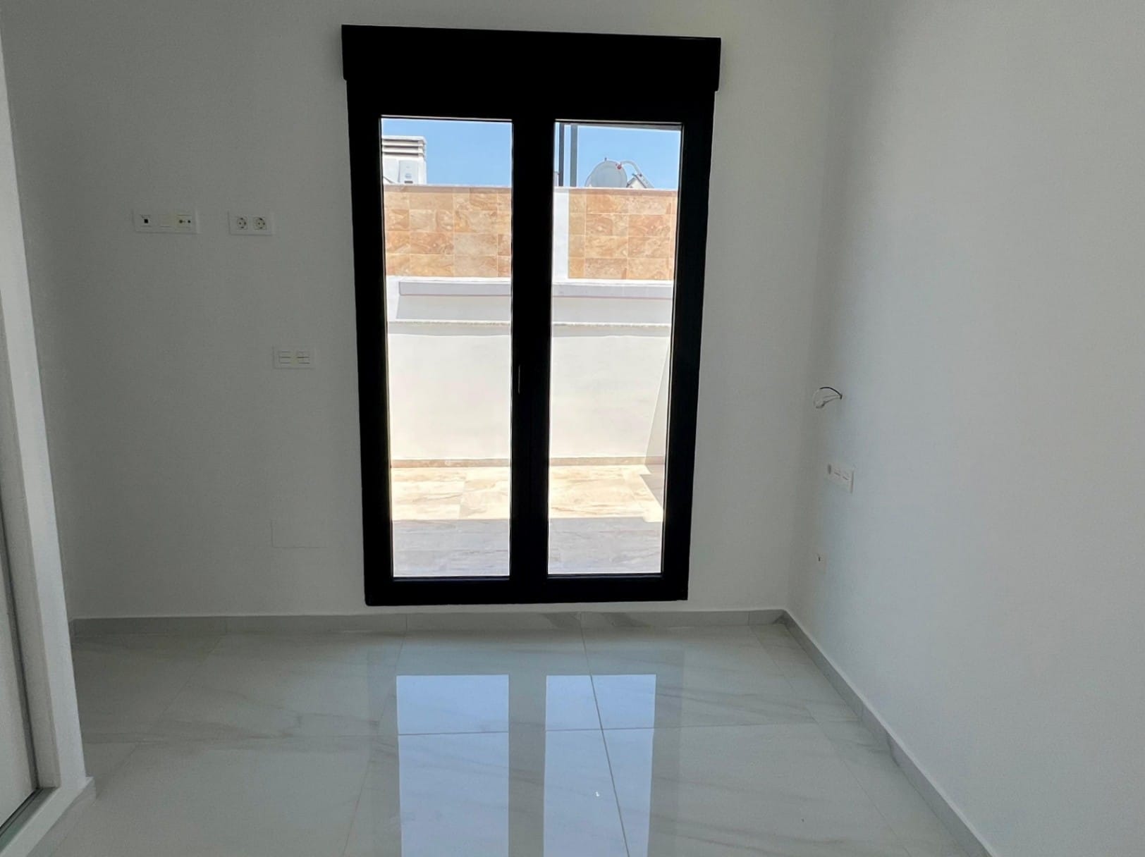 Semi-detached villa with private pool, terrace and solarium, 3 bedrooms, 3 bathrooms in Polop-LAST PROPERTY AVAILABLE, READY TO MOVE IN!!!