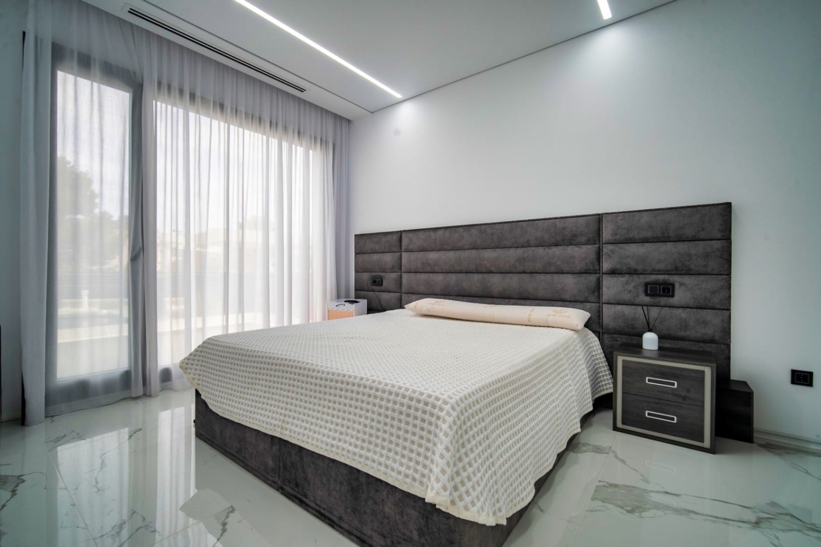 For Sale. Villa in Benidorm