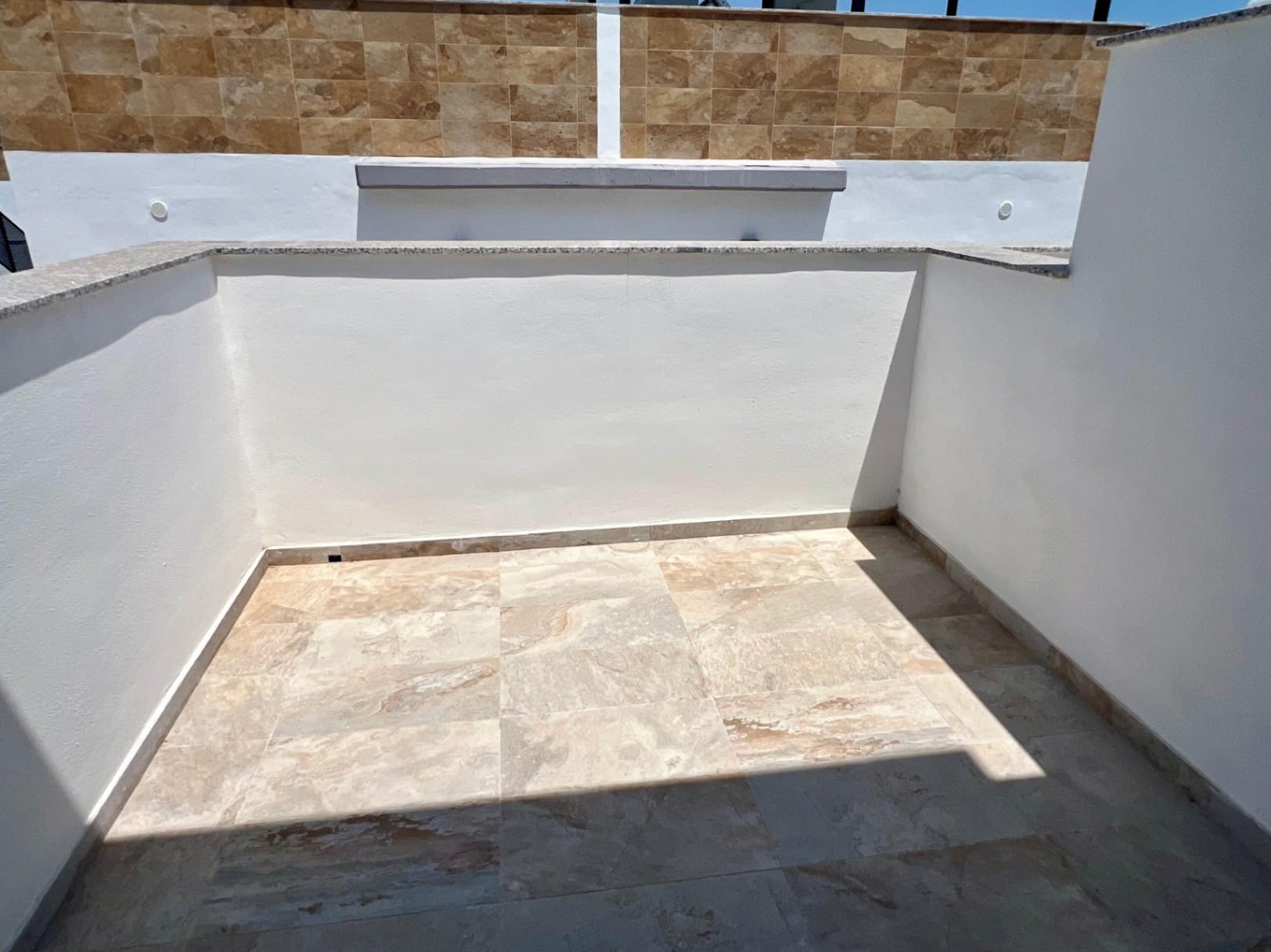 Semi-detached villa with private pool, terrace and solarium, 3 bedrooms, 3 bathrooms in Polop-LAST PROPERTY AVAILABLE, READY TO MOVE IN!!!
