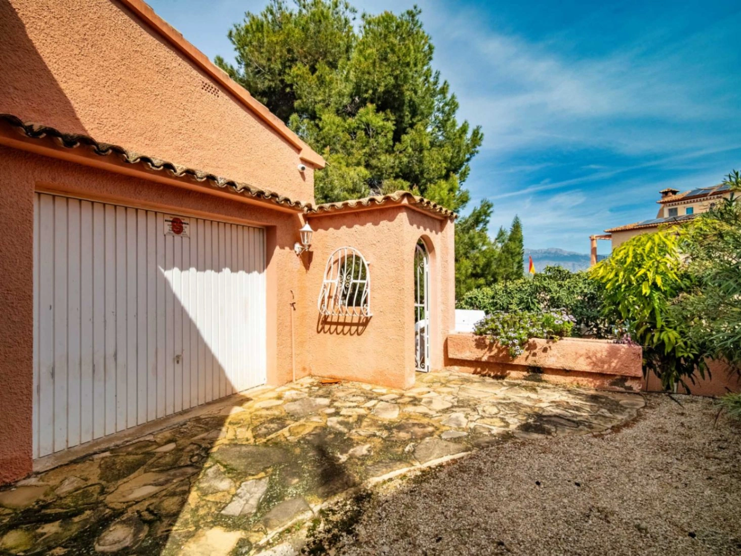 Villa for sale in Albir