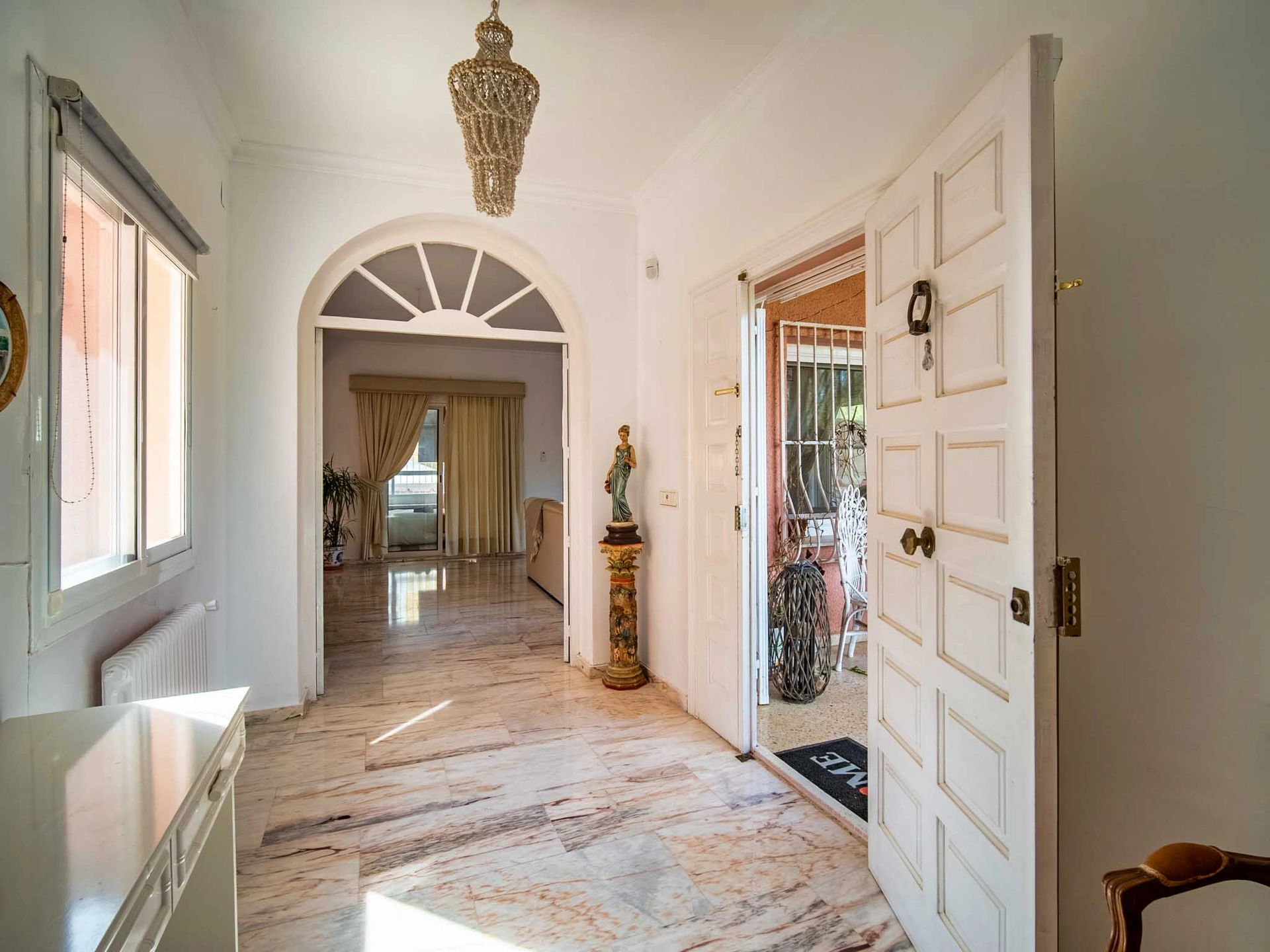 Villa for sale in Albir