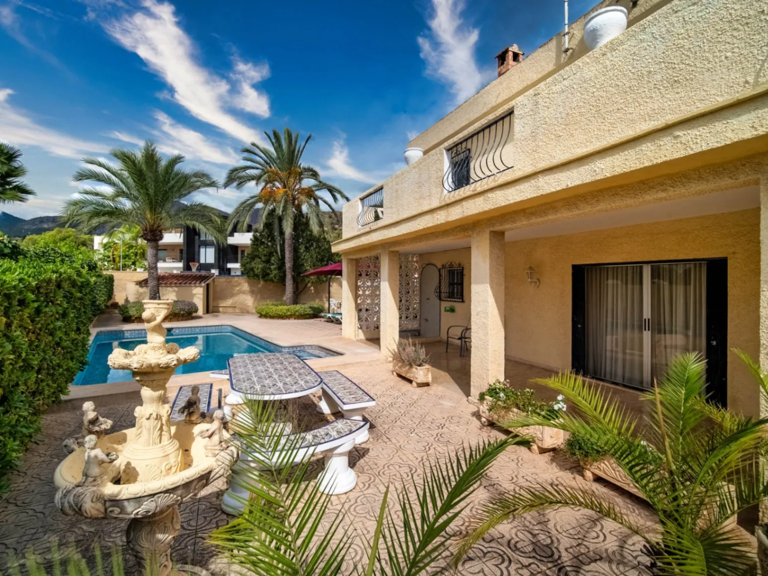 Villa for sale in Alfaz Del Pi