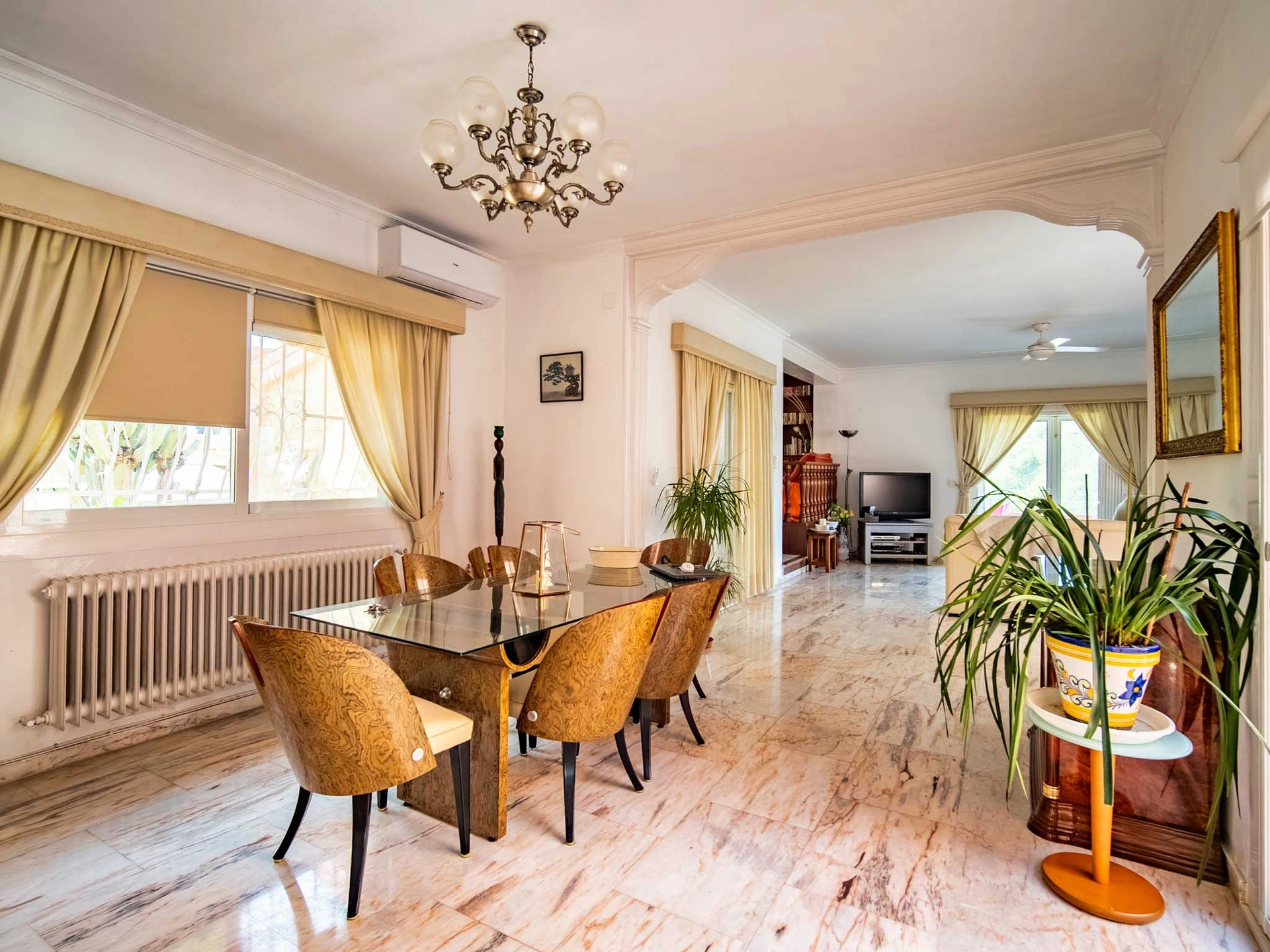Villa for sale in Albir