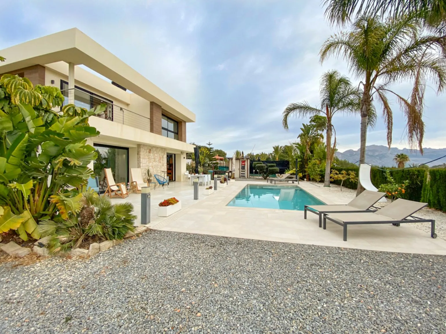 Villa for sale in Polop