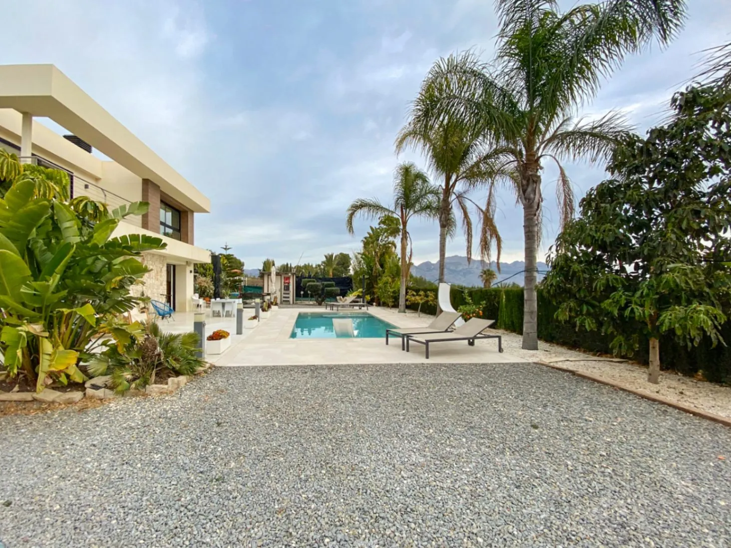 Villa for sale in Polop