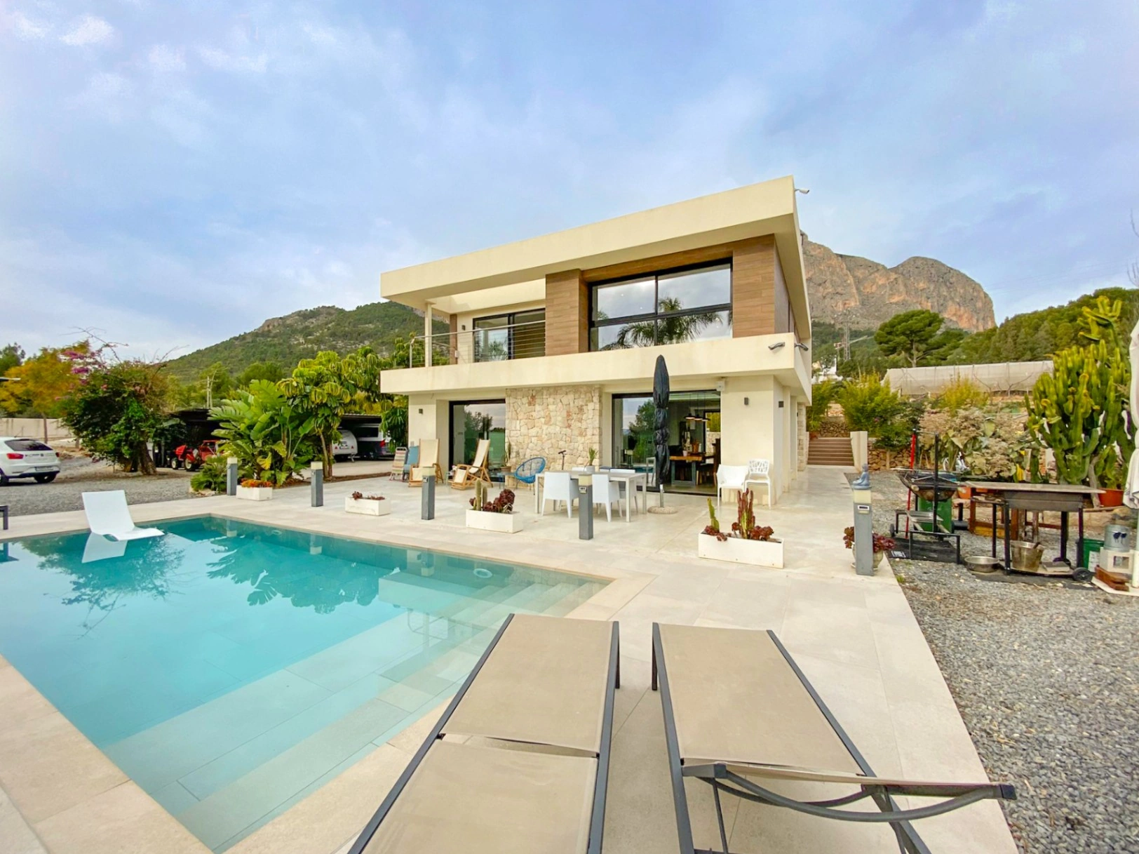Villa for sale in Polop