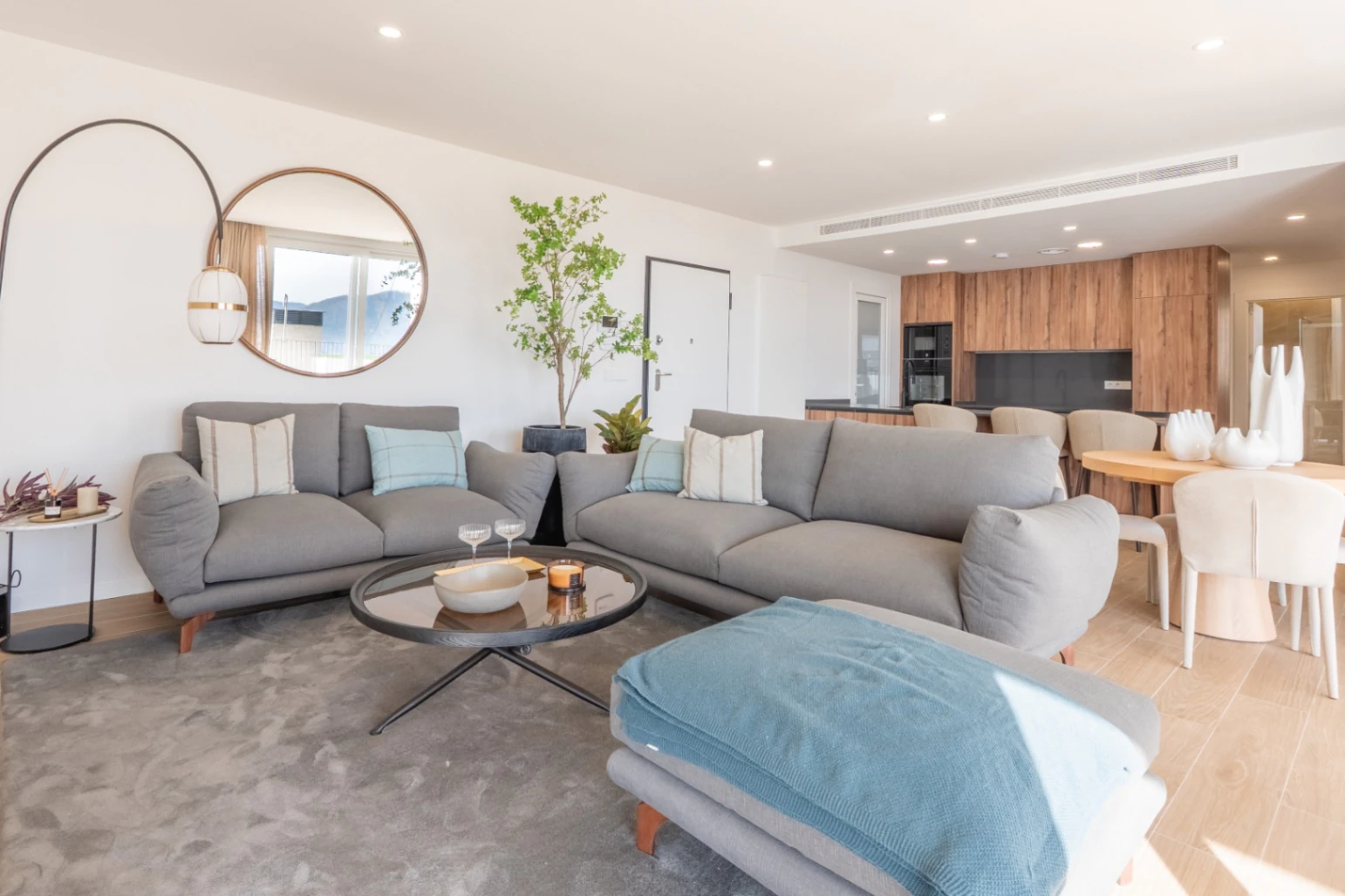 New villas in Polop with private pools and beautiful views.