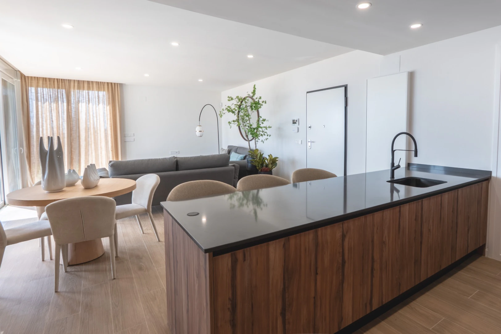 New villas in Polop with private pools and beautiful views.