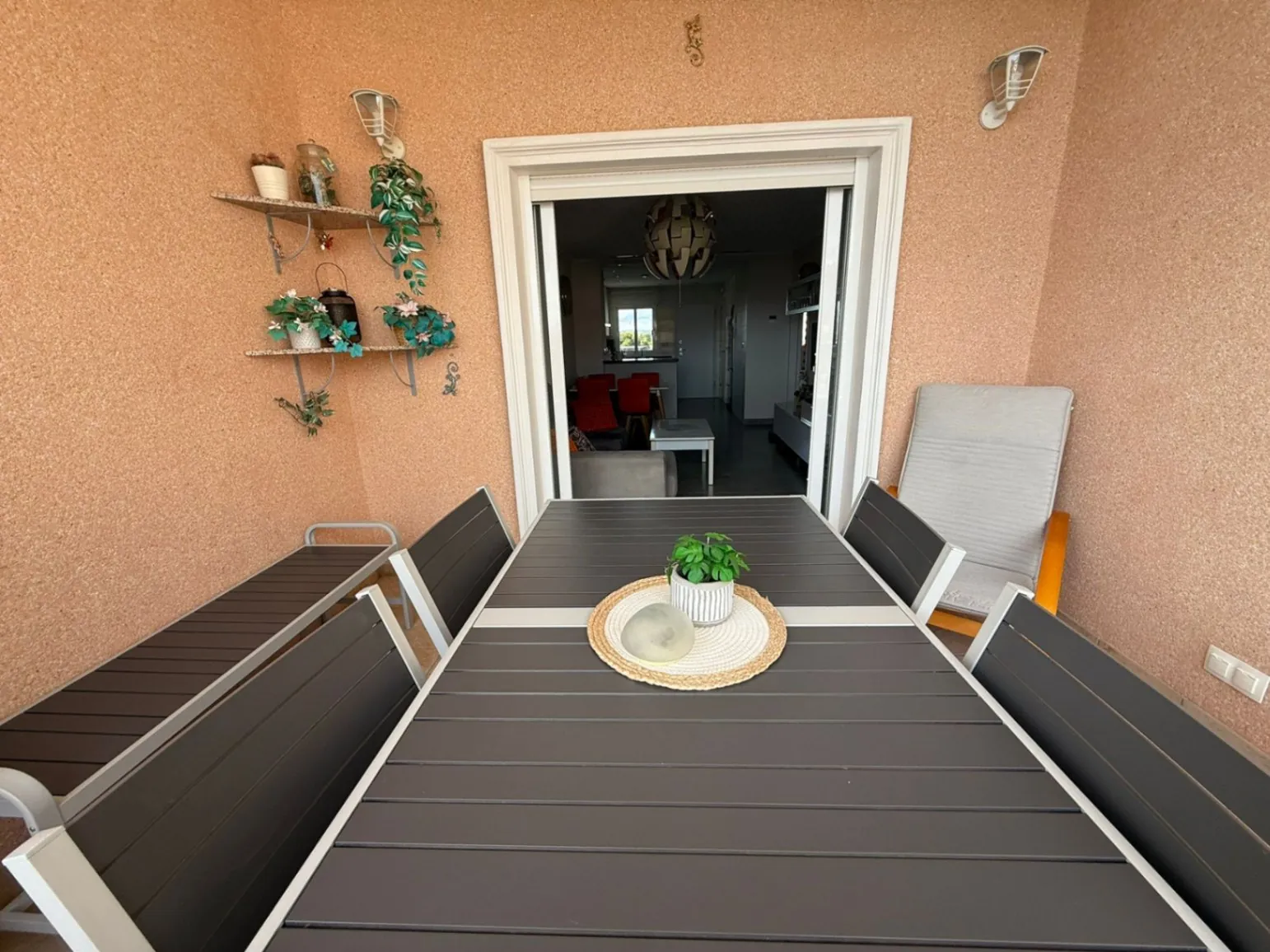 Apartamento de dos dormitorios en venta en Villamartín, Orihuela Costa