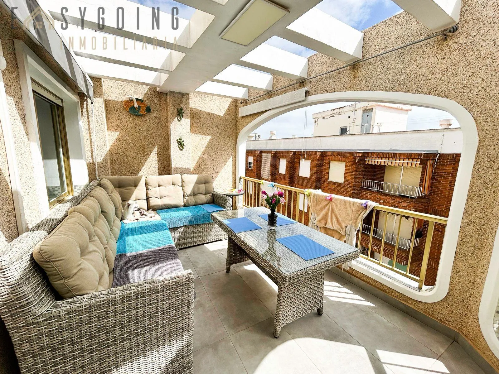 Increíble Ático de tres dormitorios en venta en Playa de Los Locos, Torrevieja
