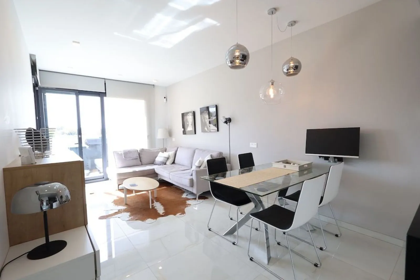 Magnifico Apartamento de dos dormitorios en venta en Orihuela Costa, Alicante