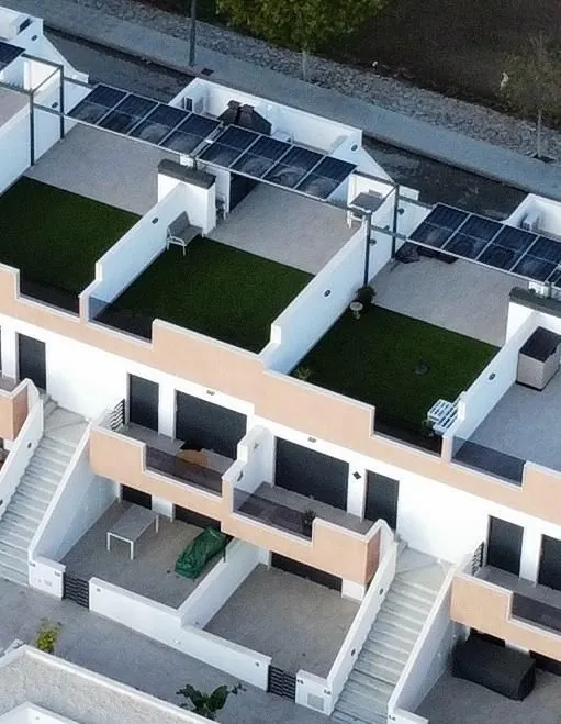 Bungalow de dos dormitorios a 500 m de la playa en Torre de la Horadada.