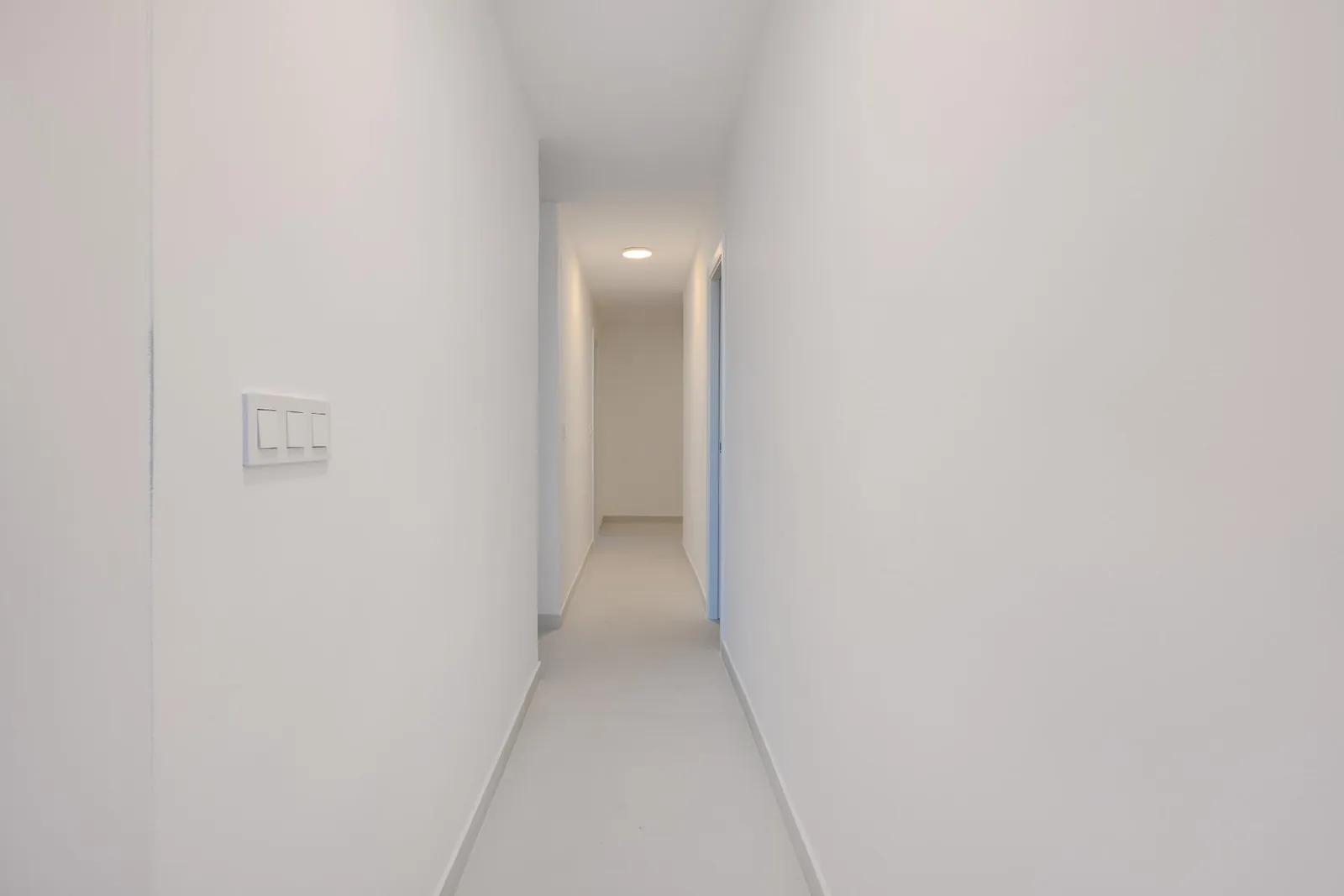 Magnifico Apartamento de tres dormitorios totalmente renovado con Vistas al Mar en venta en Torrevieja, Alicante