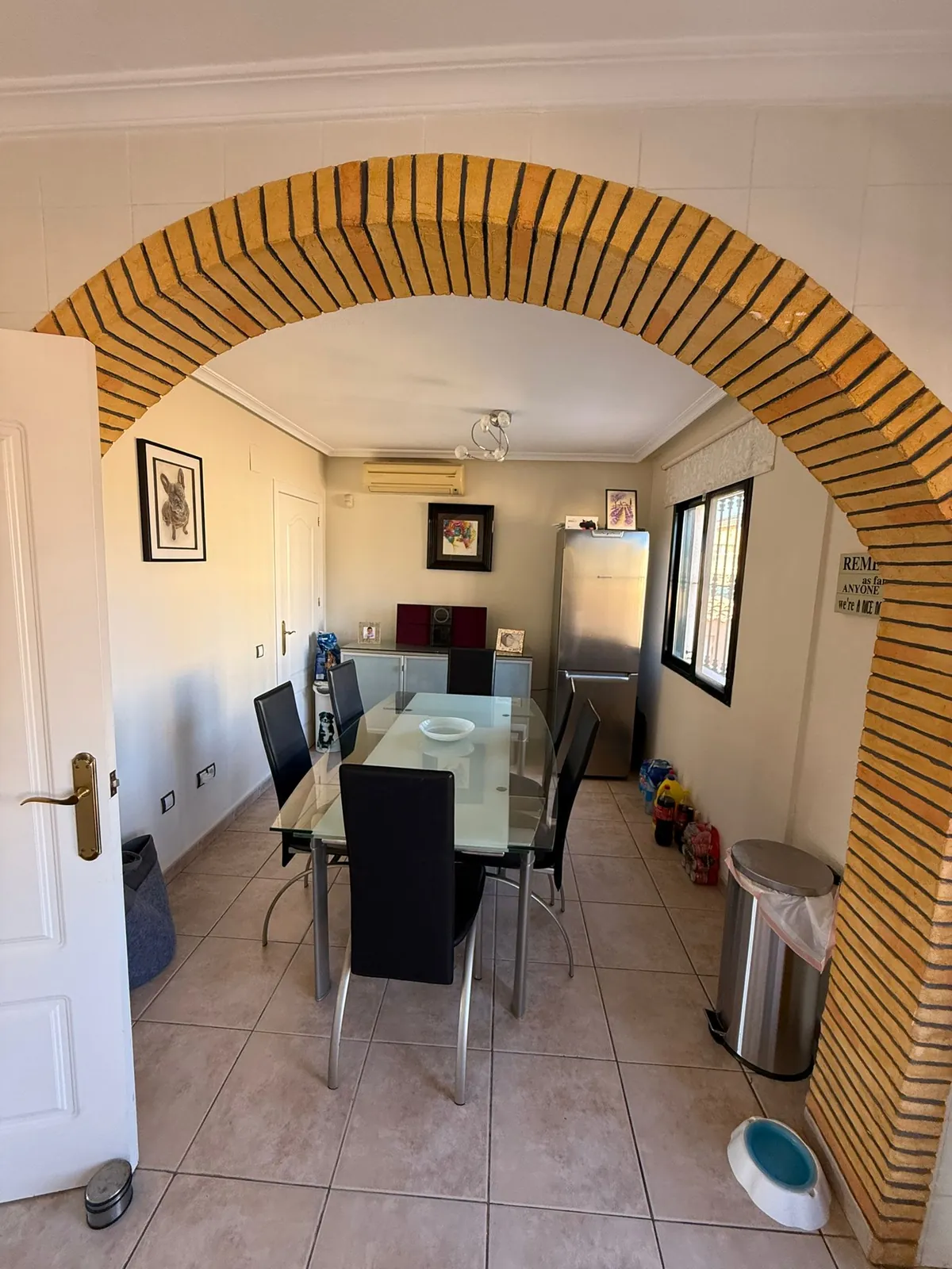 Magnifica Casa de cuatros dormitorios en venta en Villamartín, Orihuela Costa