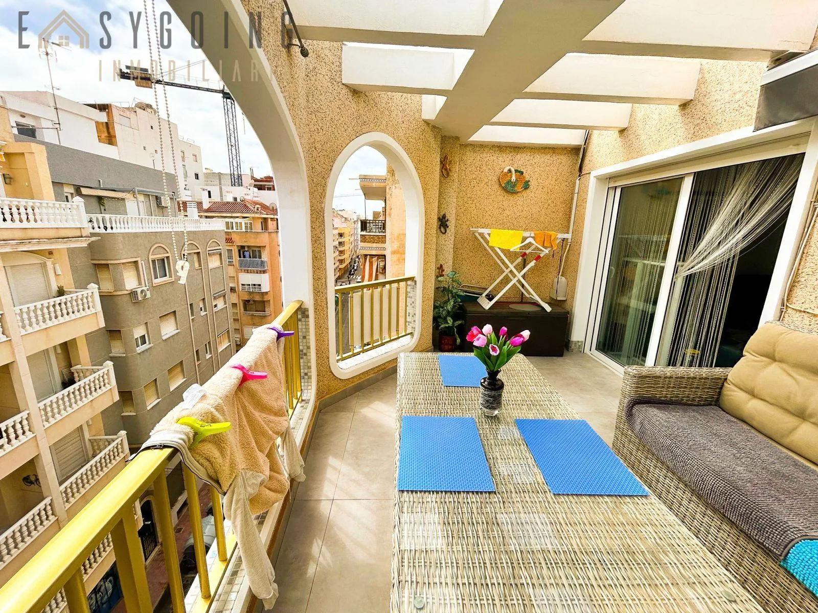 Increíble Ático de tres dormitorios en venta en Playa de Los Locos, Torrevieja