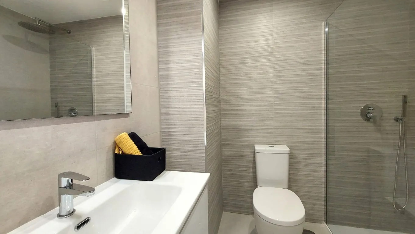Increíble apartamento de tres dormitorios en venta en Villamartín, Orihuela Costa