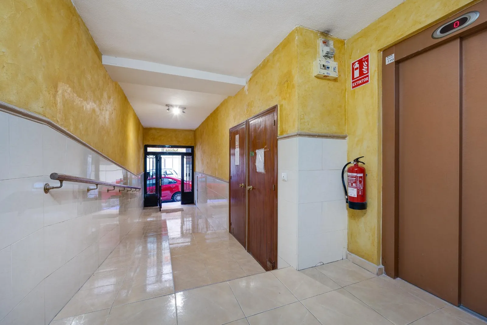 Magnifico Apartamento de tres dormitorios totalmente renovado con Vistas al Mar en venta en Torrevieja, Alicante