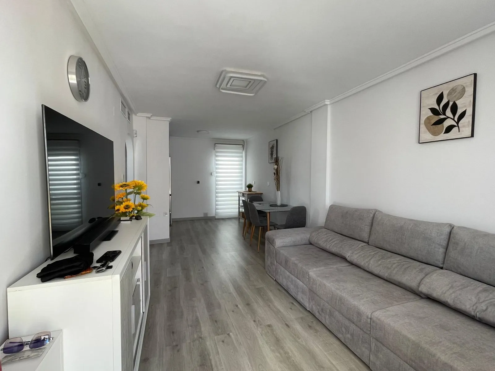 Magnifico Bungalow reformado de dos dormitorios en venta en Parque de las Naciones, Torrevieja