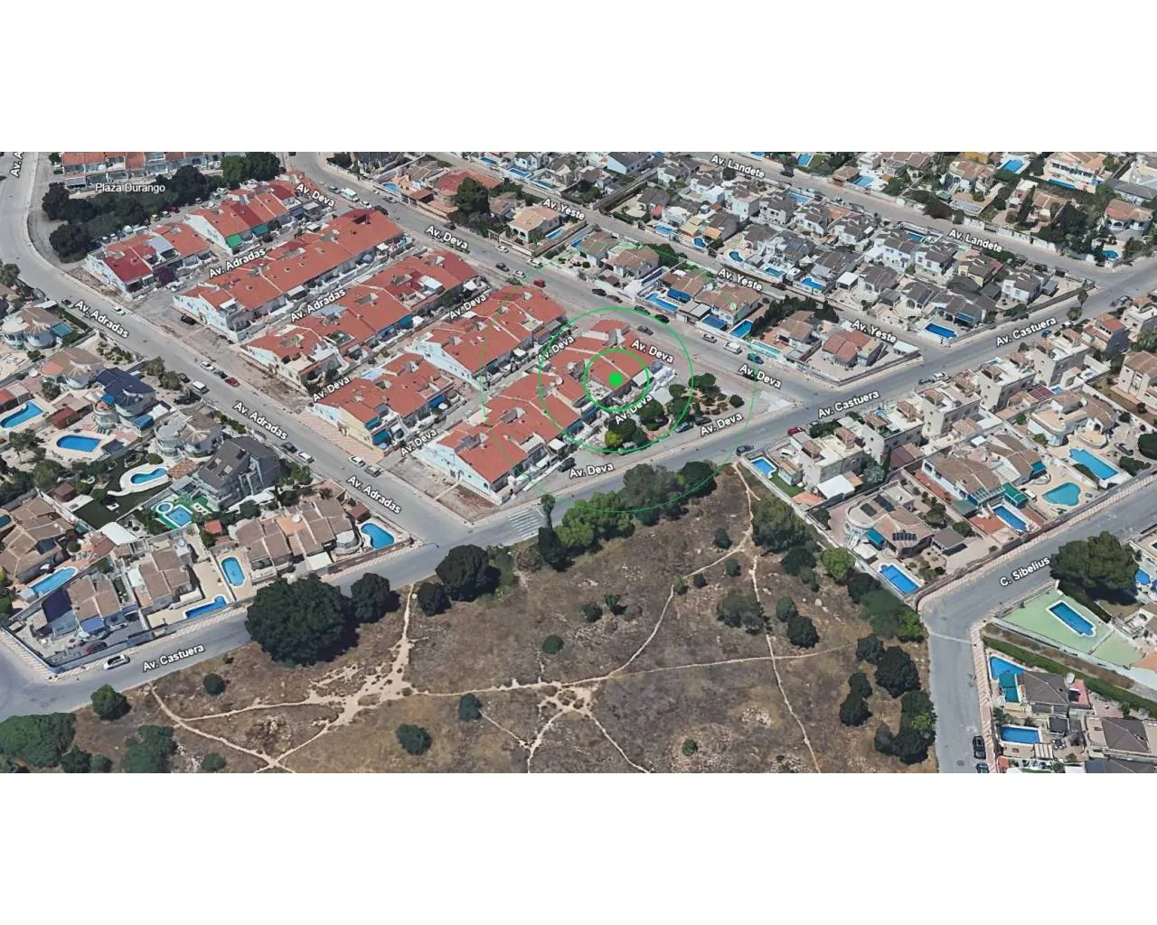 Casa adosada totalmente reformada en venta en El Chaparral, Torrevieja