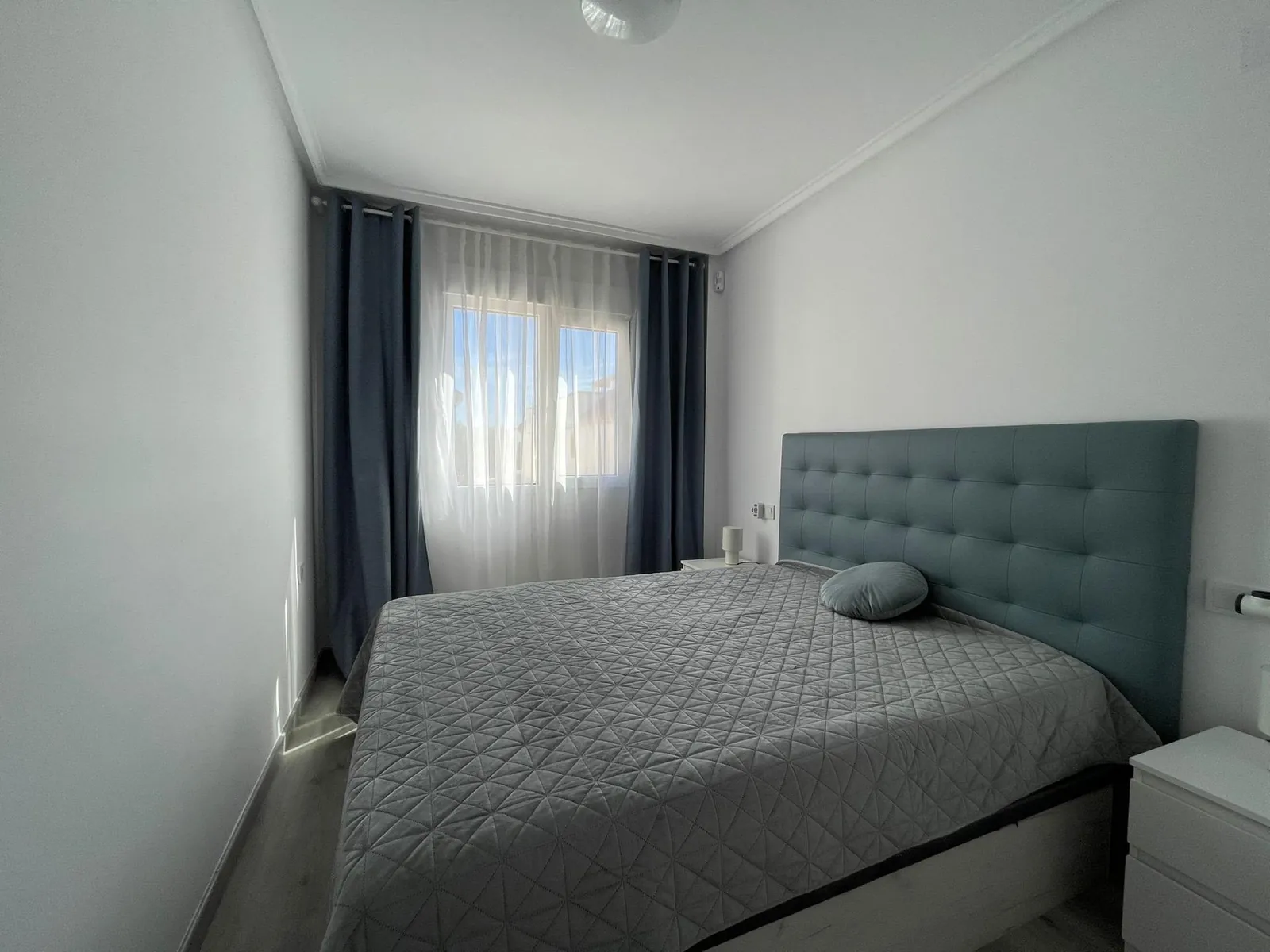 Magnifico Bungalow reformado de dos dormitorios en venta en Parque de las Naciones, Torrevieja
