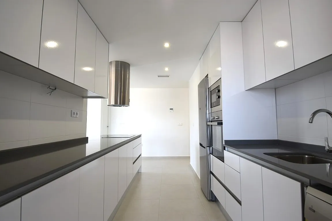 Increíble apartamento de tres dormitorios en venta en Villamartín, Orihuela Costa