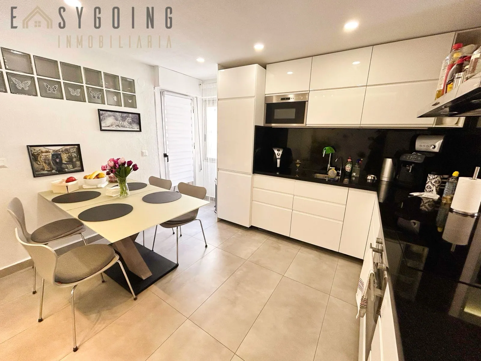 Increíble Ático de tres dormitorios en venta en Playa de Los Locos, Torrevieja