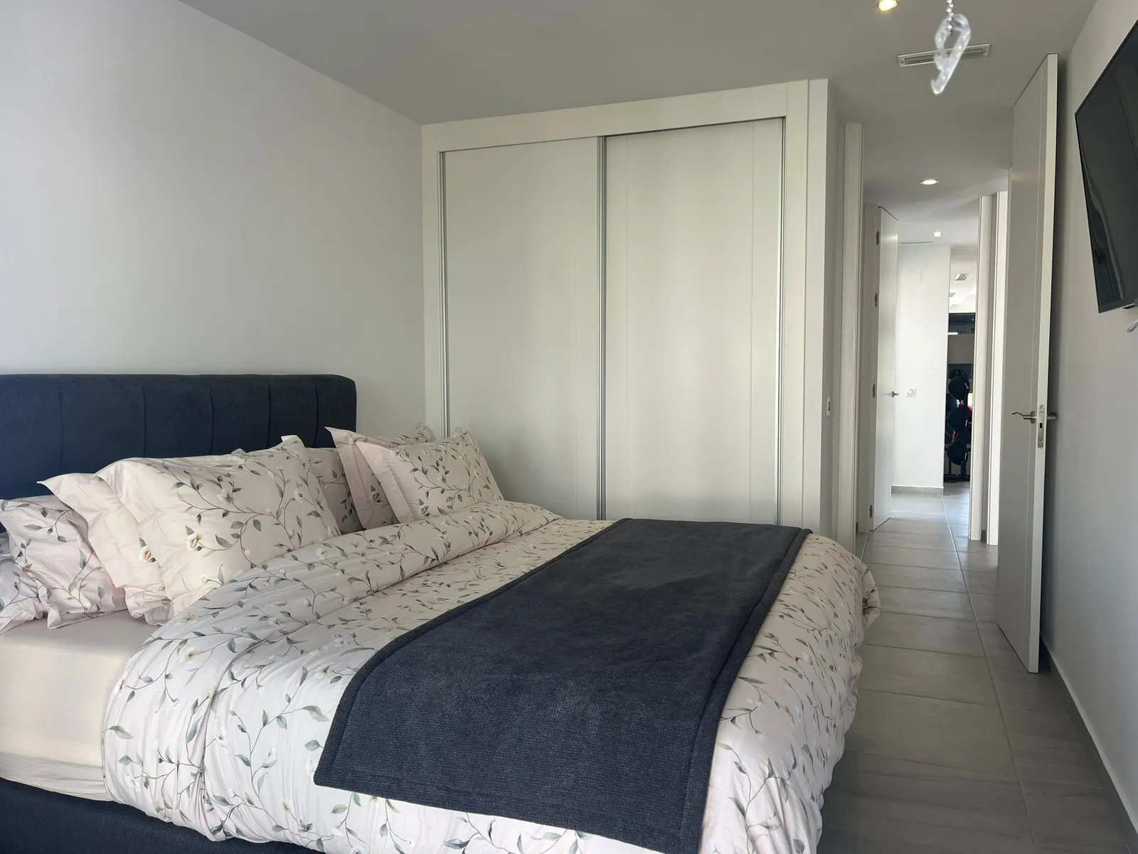 Impresionante Villa de tres habitaciones en venta San Miguel De Salinas, Alicante