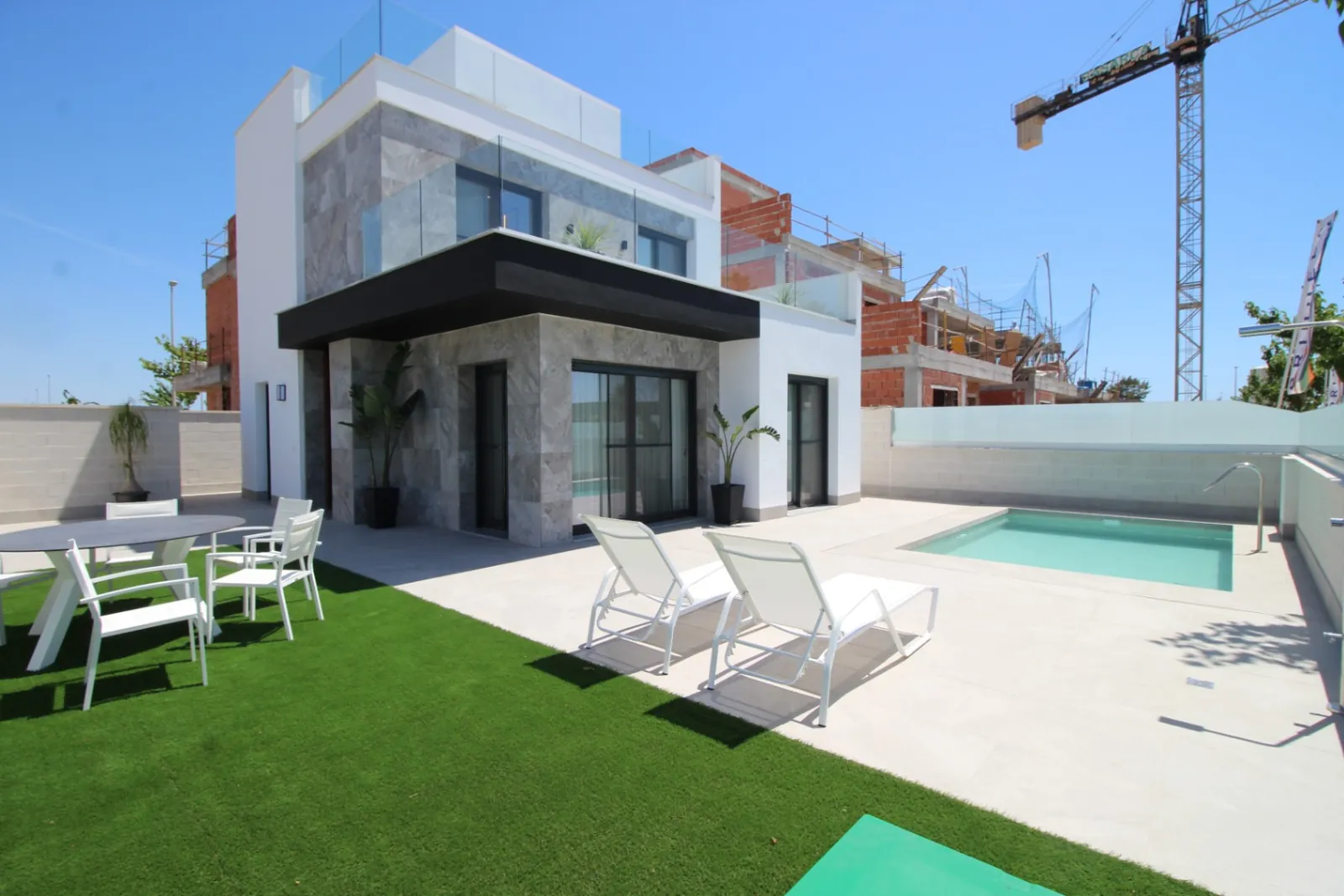 Increíble Villa de 3 habitaciones en venta en Pilar de la Horadada