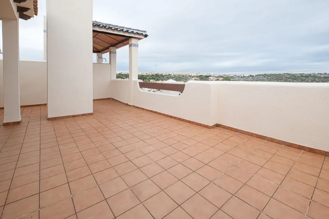 Magnifico Àtico de tres dormitorios en venta en Las Ramblas, Orihuela Costa