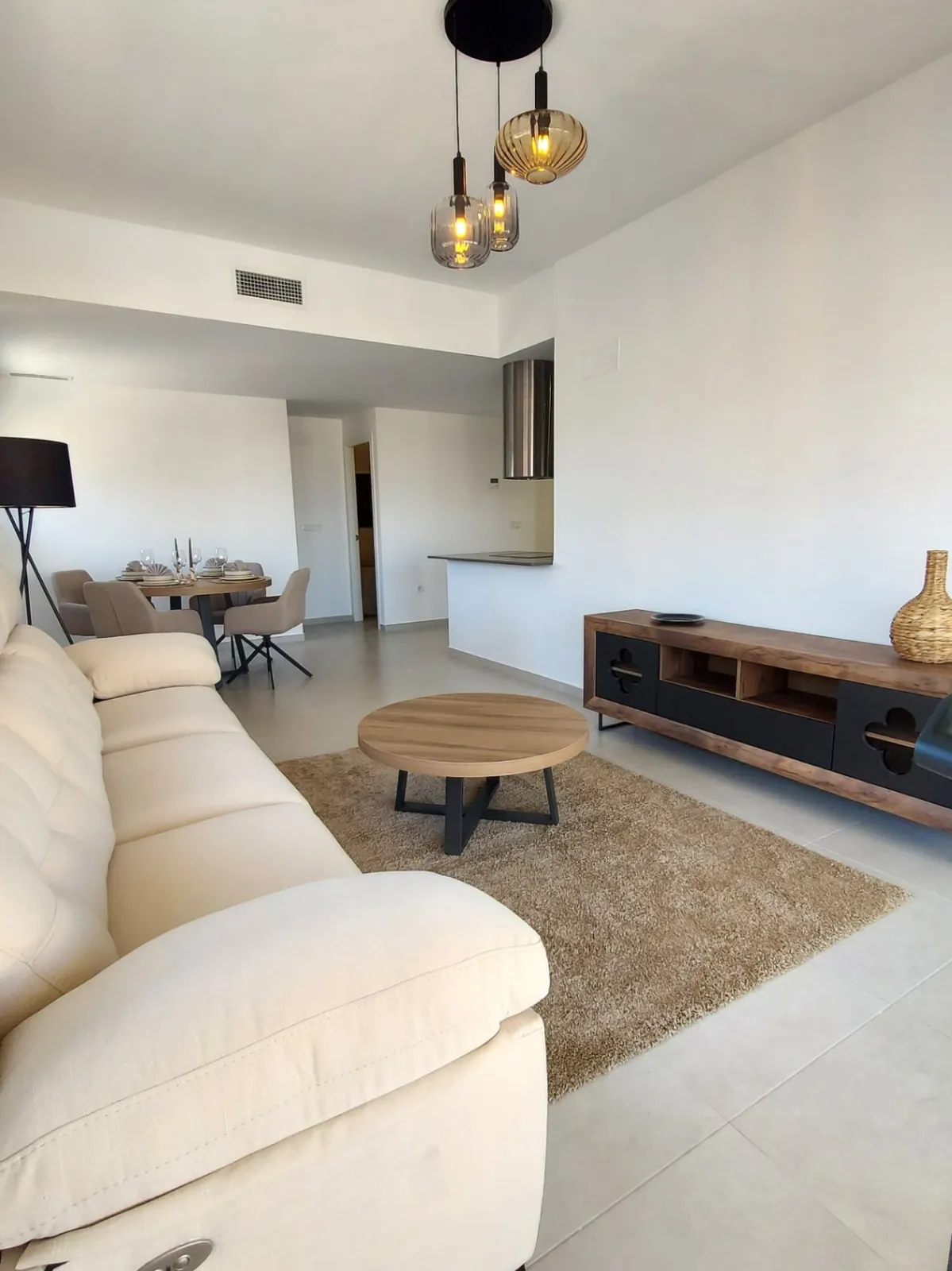 Increíble apartamento de tres dormitorios en venta en Villamartín, Orihuela Costa