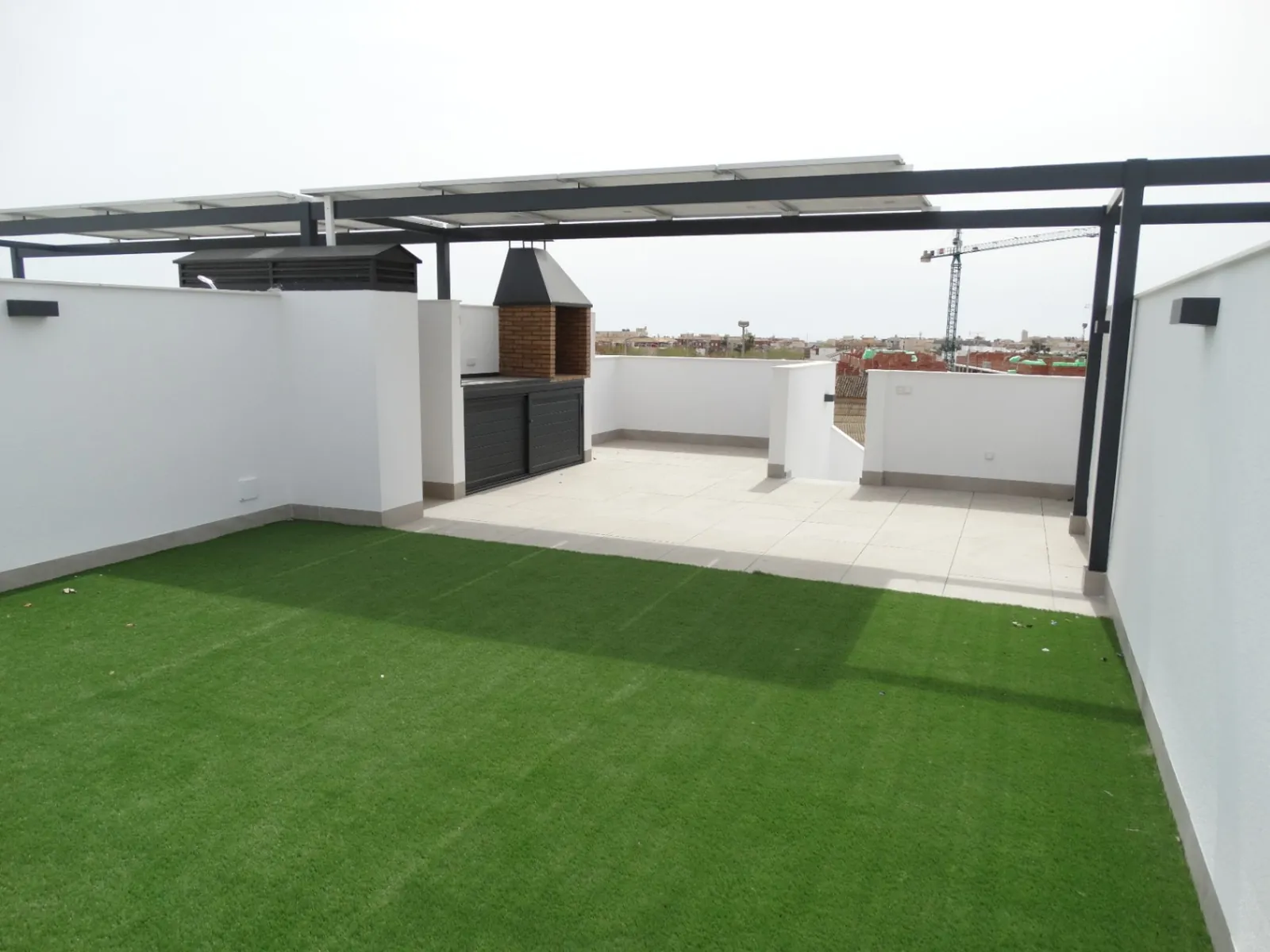 Bungalow de dos dormitorios a 500 m de la playa en Torre de la Horadada.