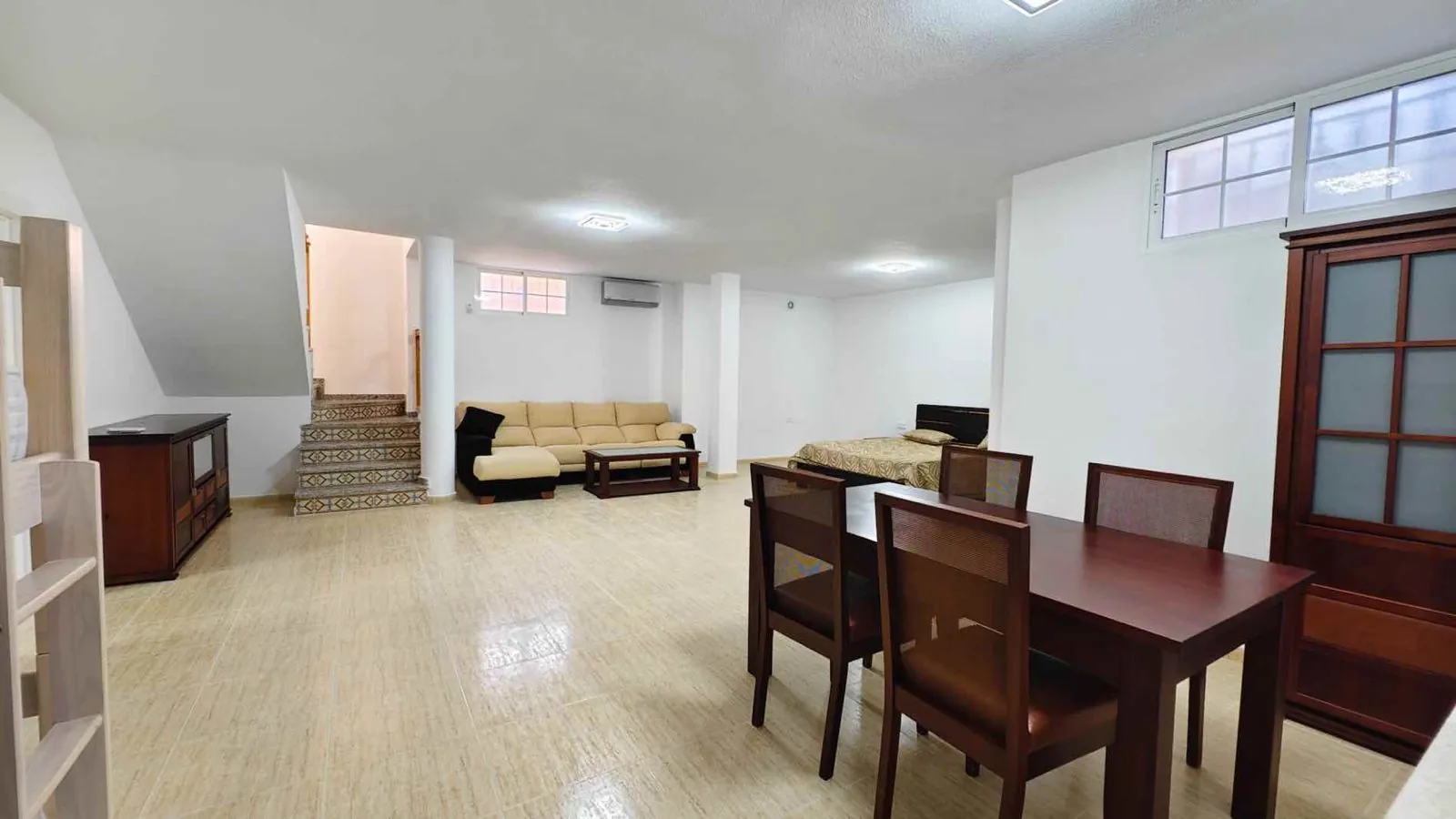 Chalet en venta de 4 dormitorios en Torrevieja, Alicante