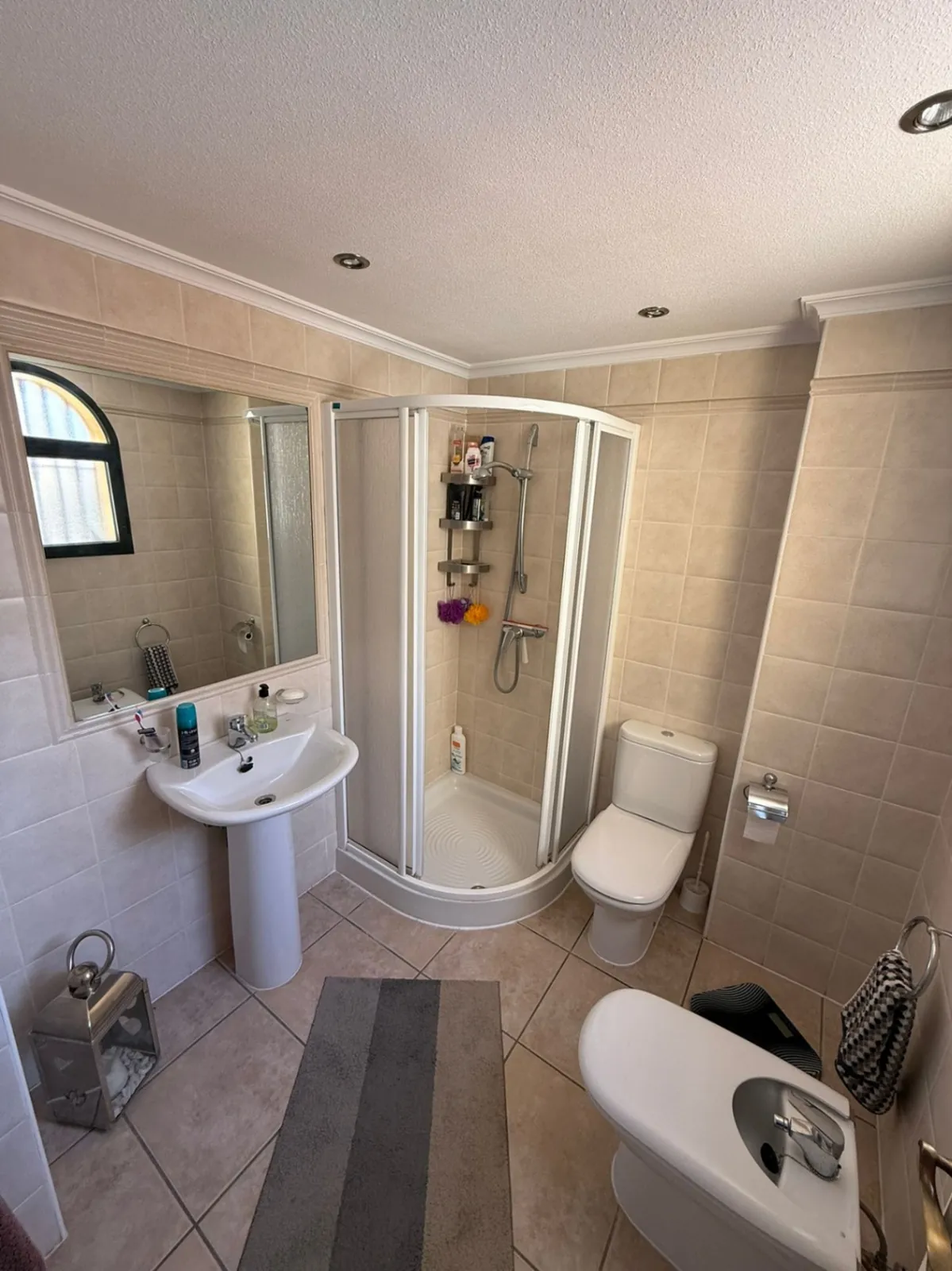Magnifica Casa de cuatros dormitorios en venta en Villamartín, Orihuela Costa