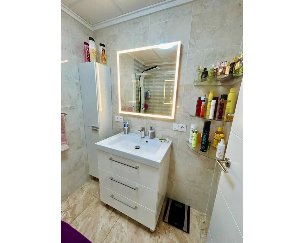 Casa adosada totalmente reformada en venta en El Chaparral, Torrevieja