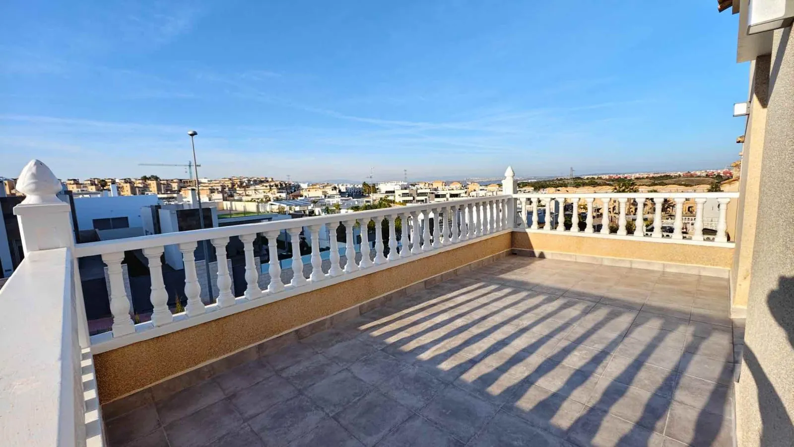 Chalet en venta de 4 dormitorios en Torrevieja, Alicante