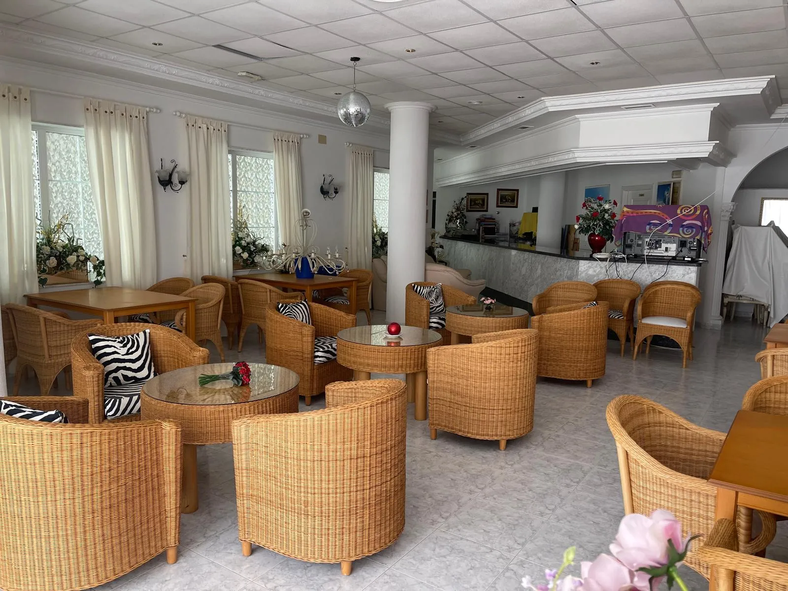 Venta. Local comercial en Guardamar del Segura