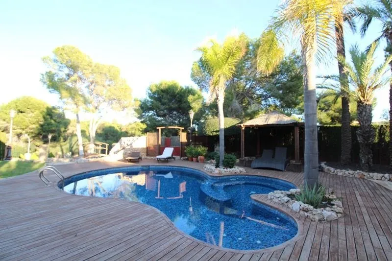 Increíble Villa de lujo en venta en Campoamor, Orihuela Costa