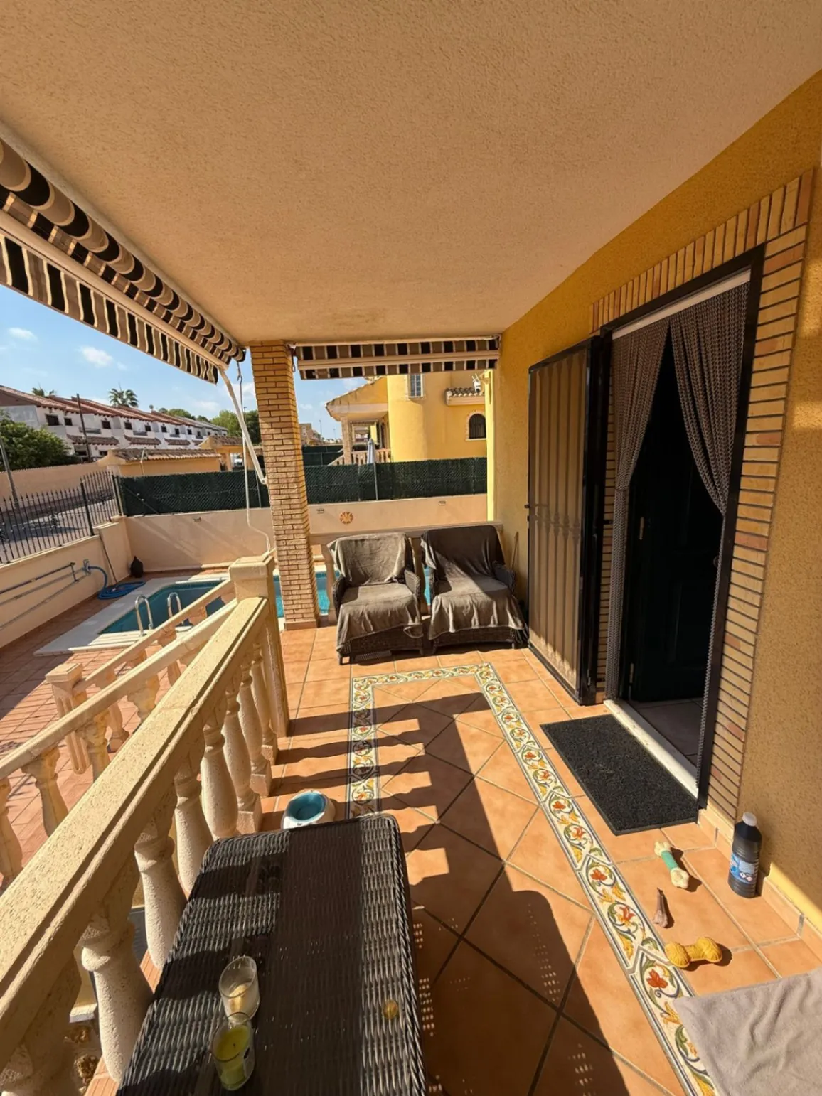 Magnifica Casa de cuatros dormitorios en venta en Villamartín, Orihuela Costa