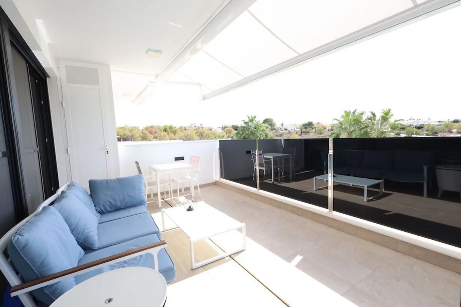 Magnifico Apartamento de dos dormitorios en venta en Orihuela Costa, Alicante