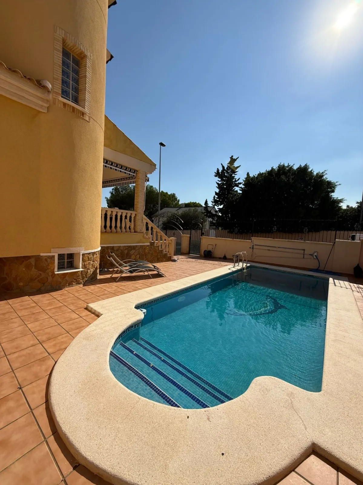Magnifica Casa de cuatros dormitorios en venta en Villamartín, Orihuela Costa