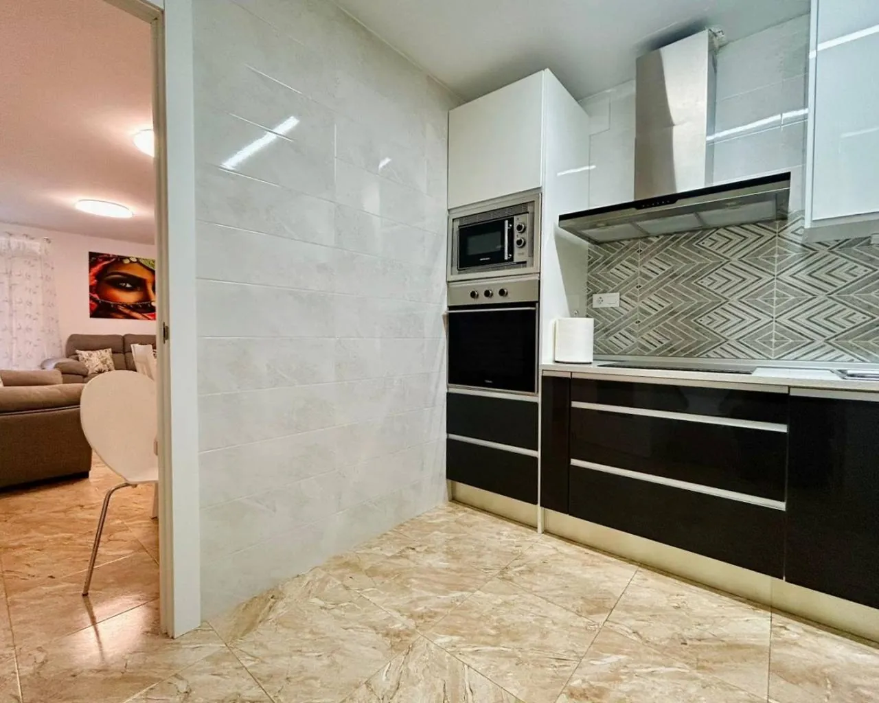 Casa adosada totalmente reformada en venta en El Chaparral, Torrevieja