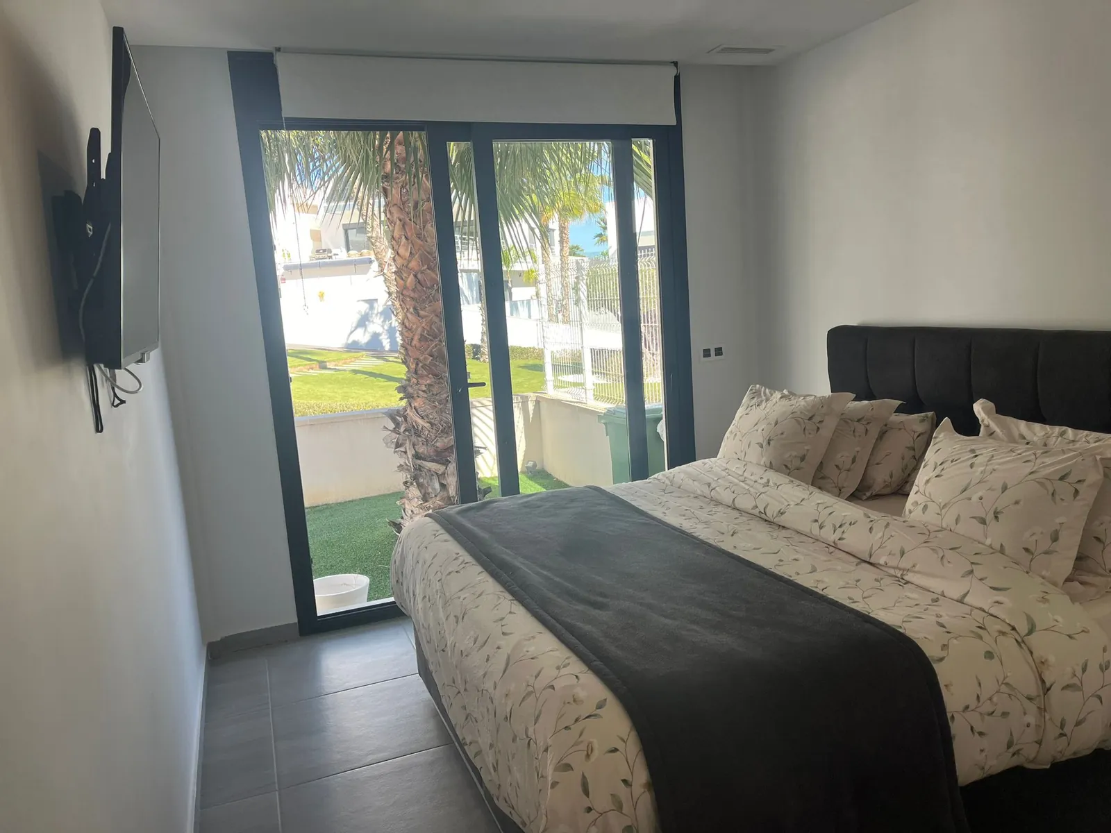 Impresionante Villa de tres habitaciones en venta San Miguel De Salinas, Alicante