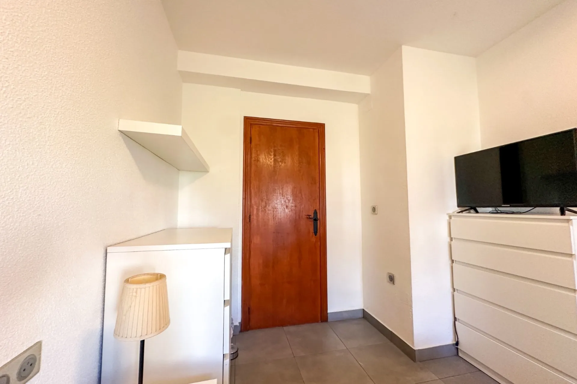 Renovated ground floor apartment with 1 bedroom for sale in the “Mirador Del Mediterranéo” residential complex.
