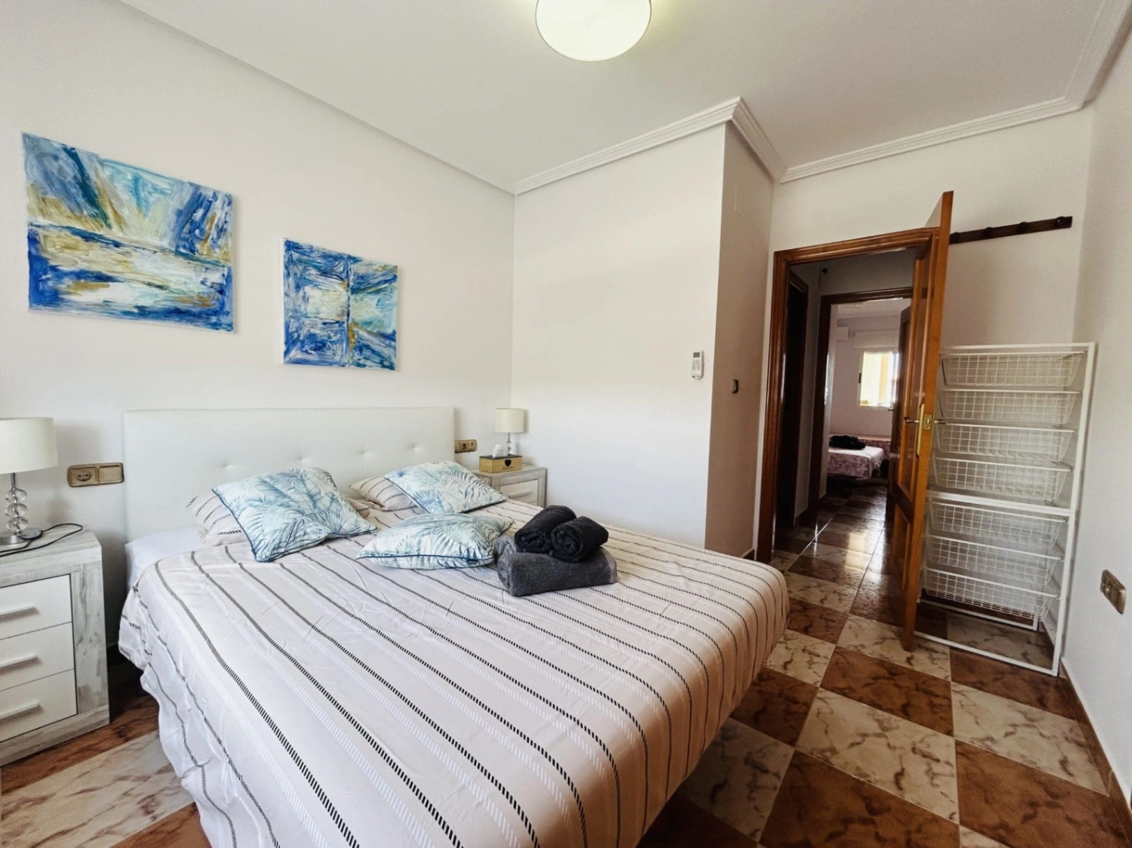Ático en venta en La Zenia, Orihuela: 2 dormitorios y piscina